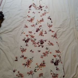 NWOT Brandy Melville Maxi Dress